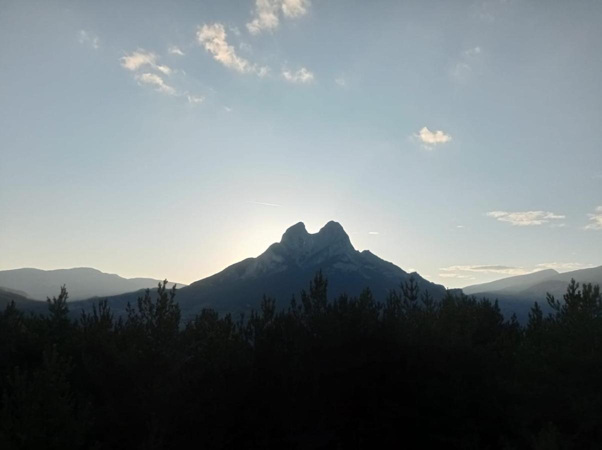 Saldes Pedraforca Apartment Luaran gambar